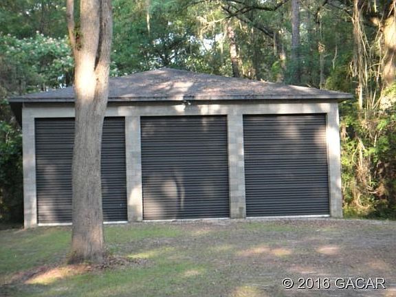 4car detached building