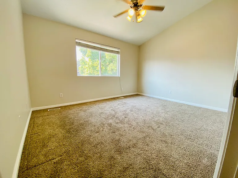 428 E Park Oak Pl — Photo 18