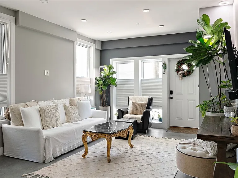 47 Morris St #A — Photo 3