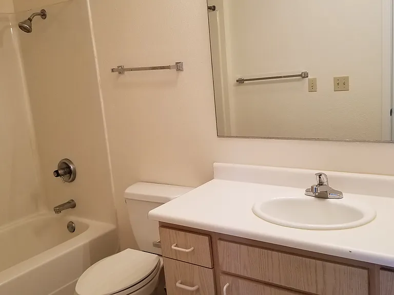 1628 Kellenbeck Ave — Photo 7