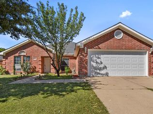 8105 Kathleen Dr, Fort Worth, TX 76137