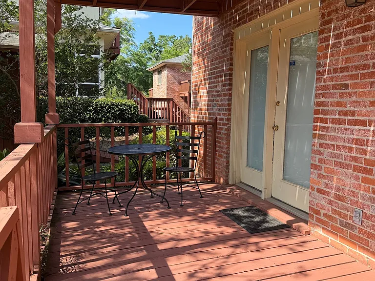 Large Studio Condo Downtown Walking Distance to the Florida State Capitol — Photo 4