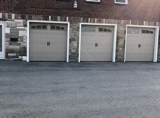 496 Eggert Rd, Buffalo, NY 14215