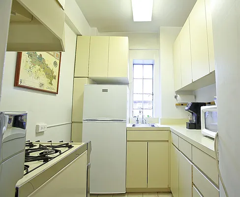 Sold by Keller Williams Realty Landmark | media 23