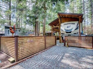 10 Riverside Drive, Deming, WA 98244