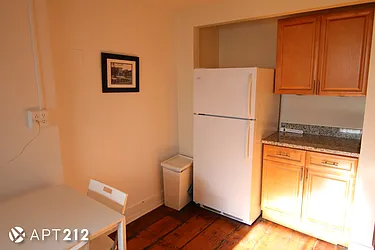 Rented by APT212 INC