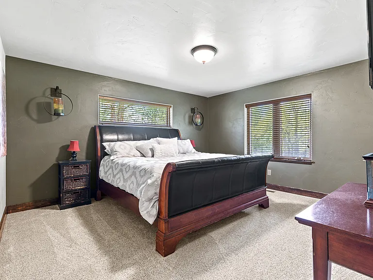 Larkspur Rd — Photo 13
