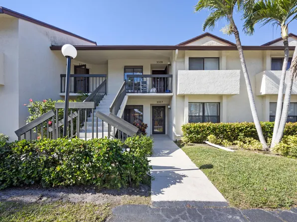 3327 Lucerne Park Drive, Greenacres, FL 33467