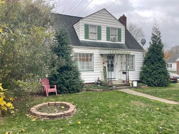 802 17th St NE, Canton, OH 44714
