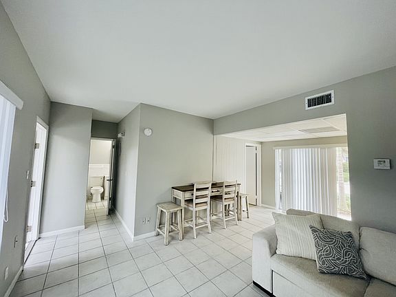 3rd image of 6600 N Ocean Blvd