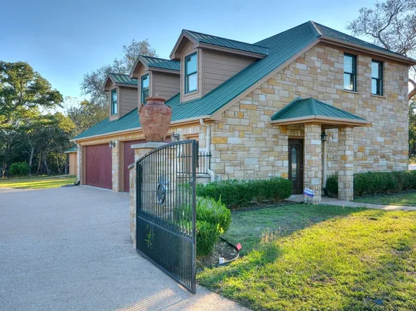 6620 W Creekview Dr, Austin, TX 78736