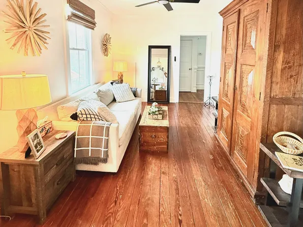 38 Carolina St APT B, Charleston, SC 29403