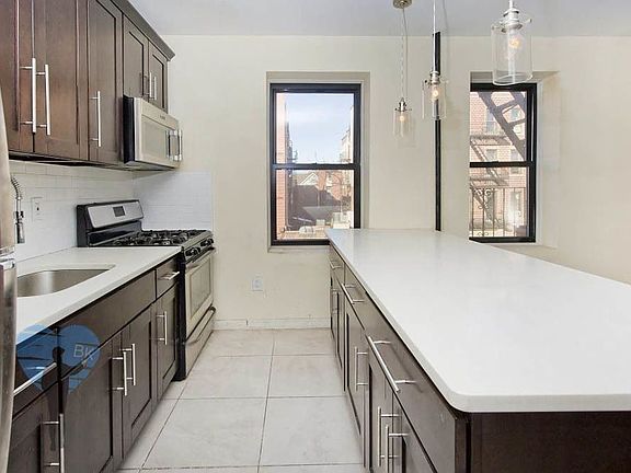 5th image of 265 Quincy St #1B
