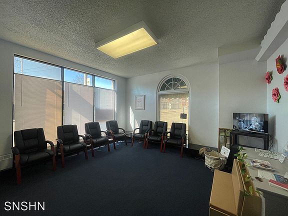 4th image of 4630 W North Ave #12062884