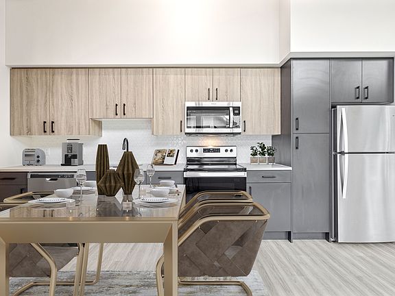 3rd image of 15808 Bear Creek Pkwy #442
