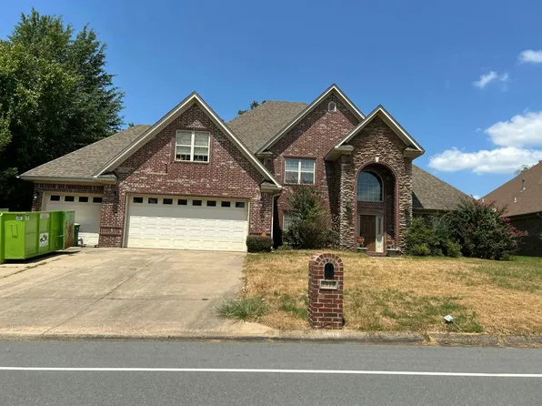 1919 Wellington Village Rd, Little Rock, AR 72211