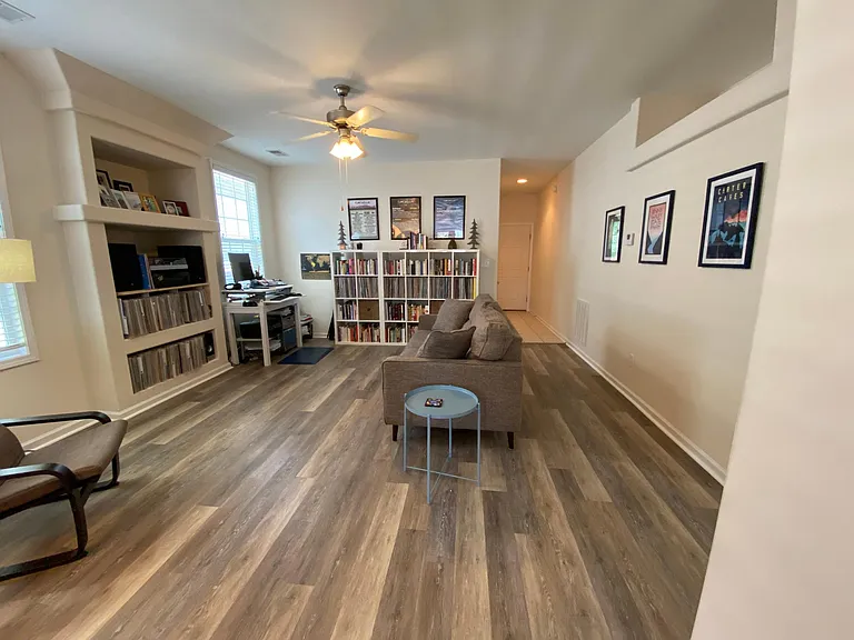 3916 Pine Ridge Way — Photo 4