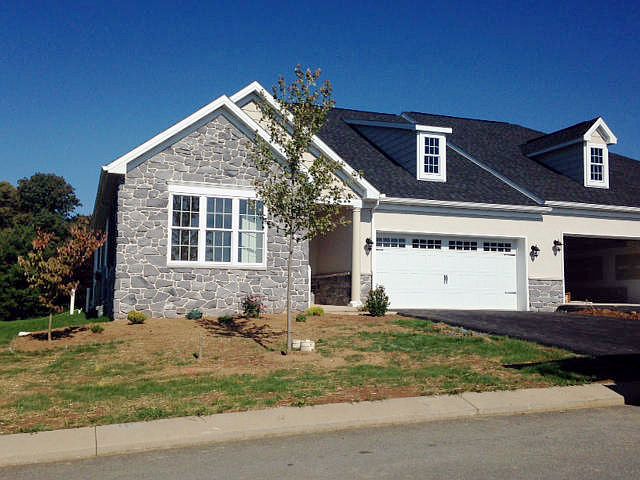 1st image of 148 Sawgrass Dr
