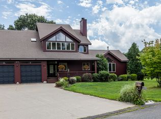 21 Cedar Rdg, South Hadley, MA 01075