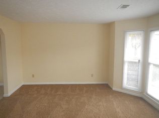 121 Sweetwater Dr, Columbus, GA