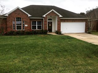 9303 Anna St, Needville, TX 77461