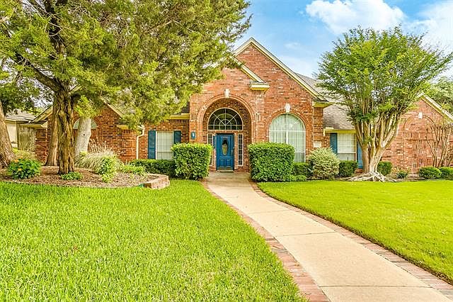 1st image of 1909 Valley View Dr