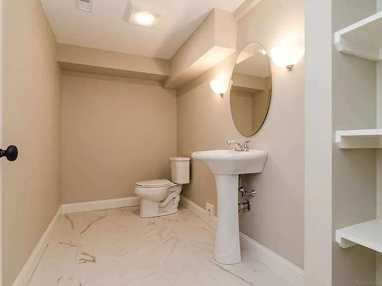 718 Main St #718 — Photo 27