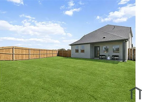 601 Green Grass Dr — Photo 11