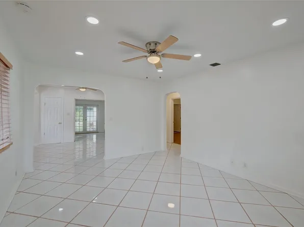 2735 Adams Street, Hollywood, FL 33020