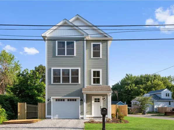248 Point Ave, Warwick, RI 02889