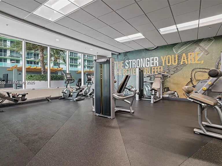 1750 N Bayshore Dr #3005 — Photo 9