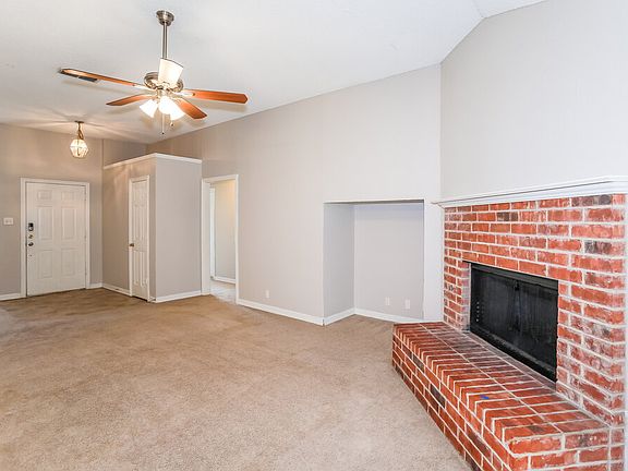 5th image of 309 Woodlawn St