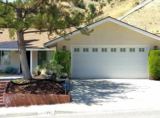 27387 Catala Ave, Santa Clarita, CA 91350