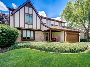 5784 Country House Ln, Dublin, OH 43017