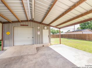 111 Killarney Dr, San Antonio, TX 78223