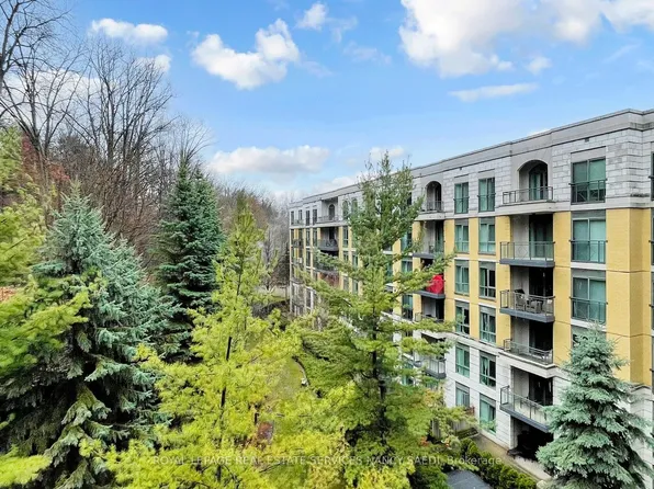 11 William Carson Cres #603, Toronto, ON M2P 2G1