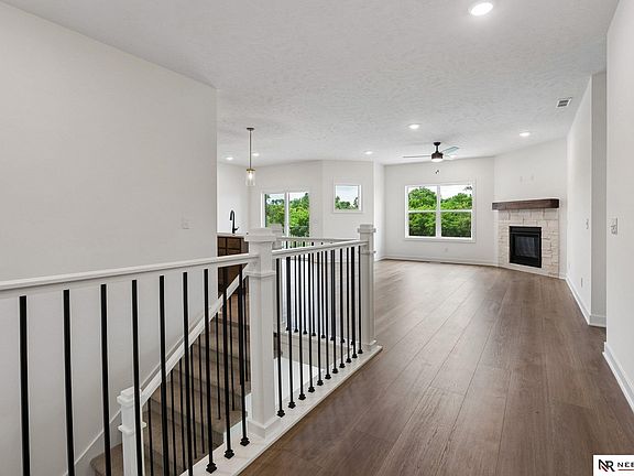 4th image of 11108 N 173rd St