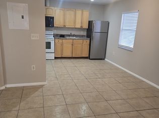 4/2 Townhome. 9802 N 12th St Tampa Fl 33612, Tampa, FL 33612