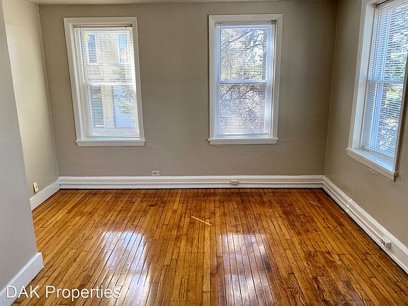 3rd image of 1709 E Park Pl APT 18