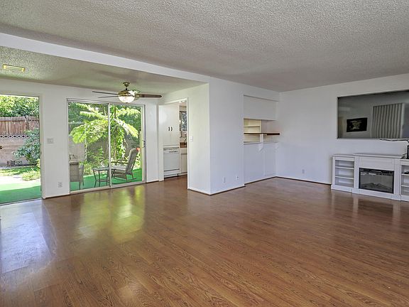 3rd image of 5722 Encina Rd Unit 3