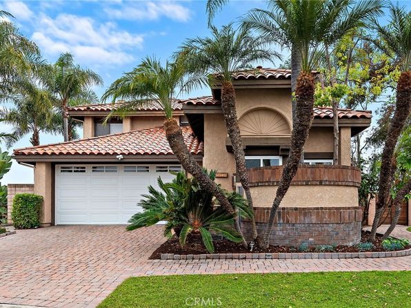 24572 Wembley Cir, Laguna Hills, CA 92653