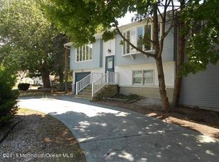 97 Wave Way, Toms River, NJ 08753