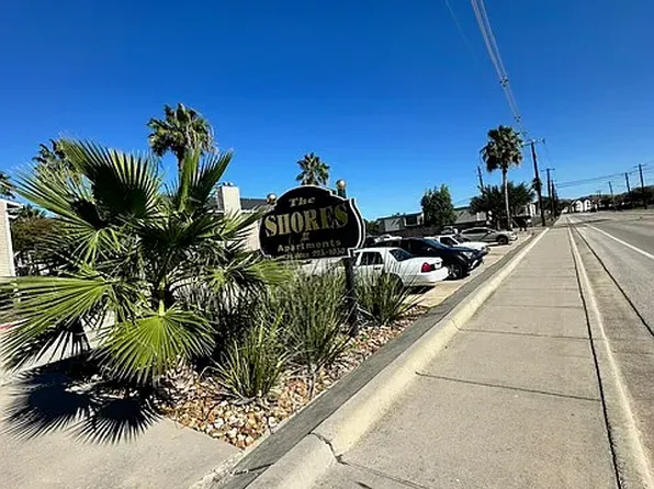 The Shores Apartments