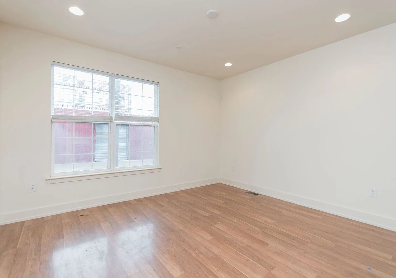 1904 N Marshall St — Photo 3