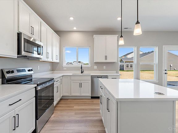 5th image of 6071 Foothills Dr