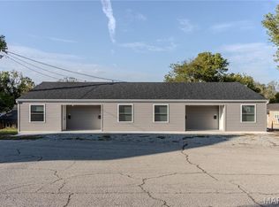 311 Mill St, Houston, MO 65483
