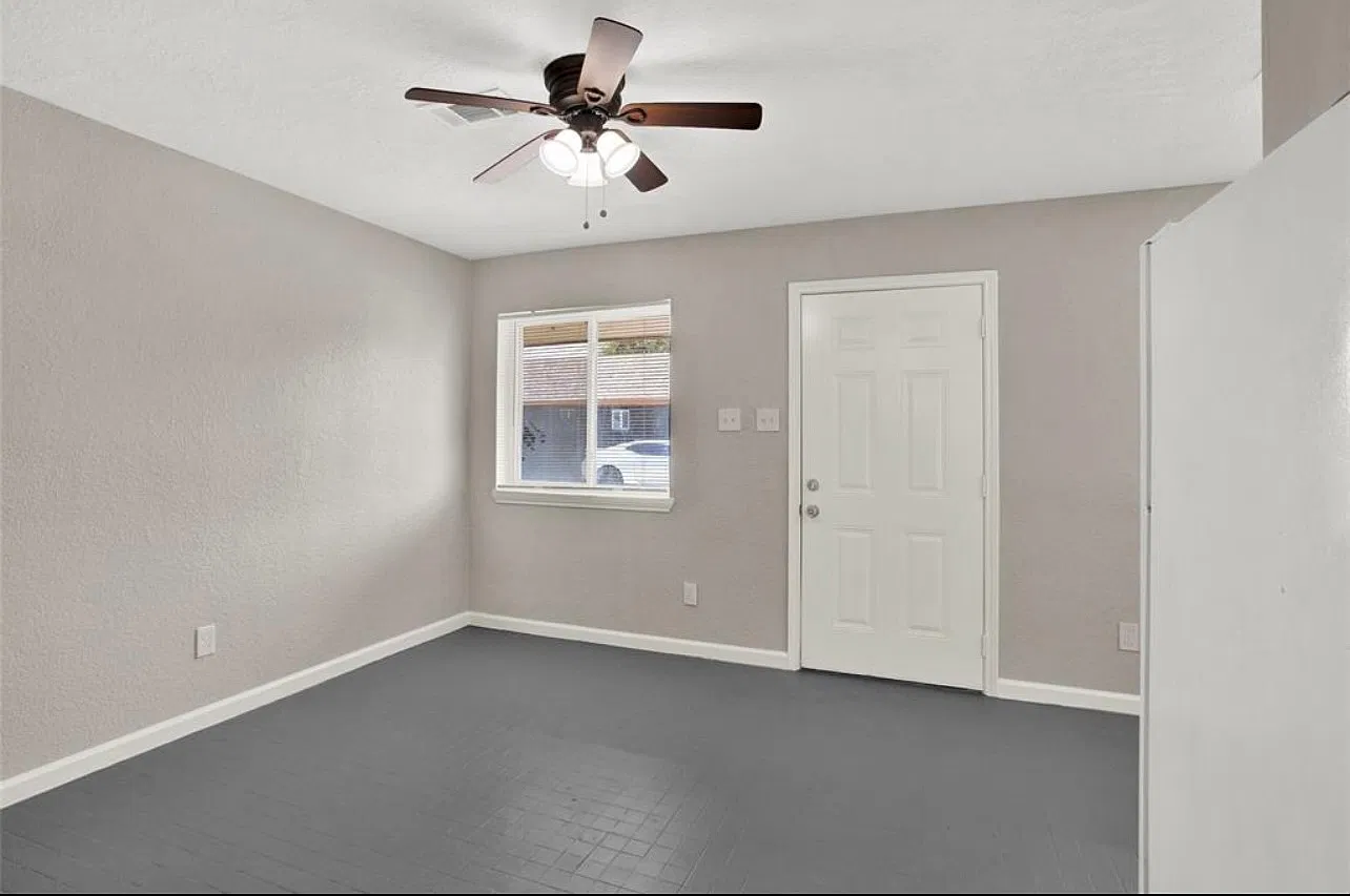 1 bed, 700 sqft, $950 — Photo 2