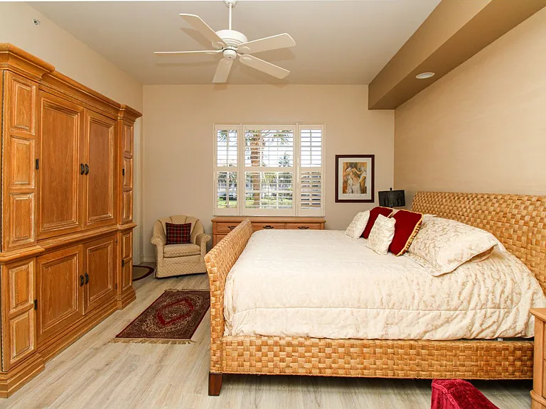 825 Bentwater Cir #101 — Photo 35
