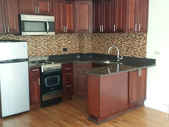 2nd image of 287 Amsterdam Ave #507