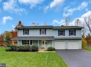 258 Berkstone Dr, Harrisburg, PA 17112